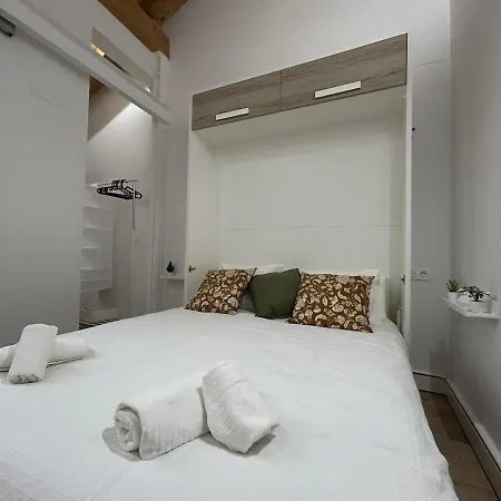 Hiri Zahar 3 *