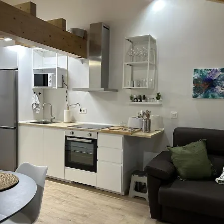 Hiri Zahar 3 Apartment